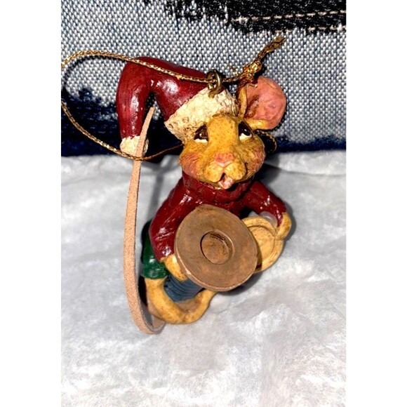 Kurt Adler Hole In The Wall Gang Christmas Ornament Sewing Mouse - Picture 2 of 7